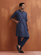 trueBrowns Men's Blue Cotton Dobby Kurta
