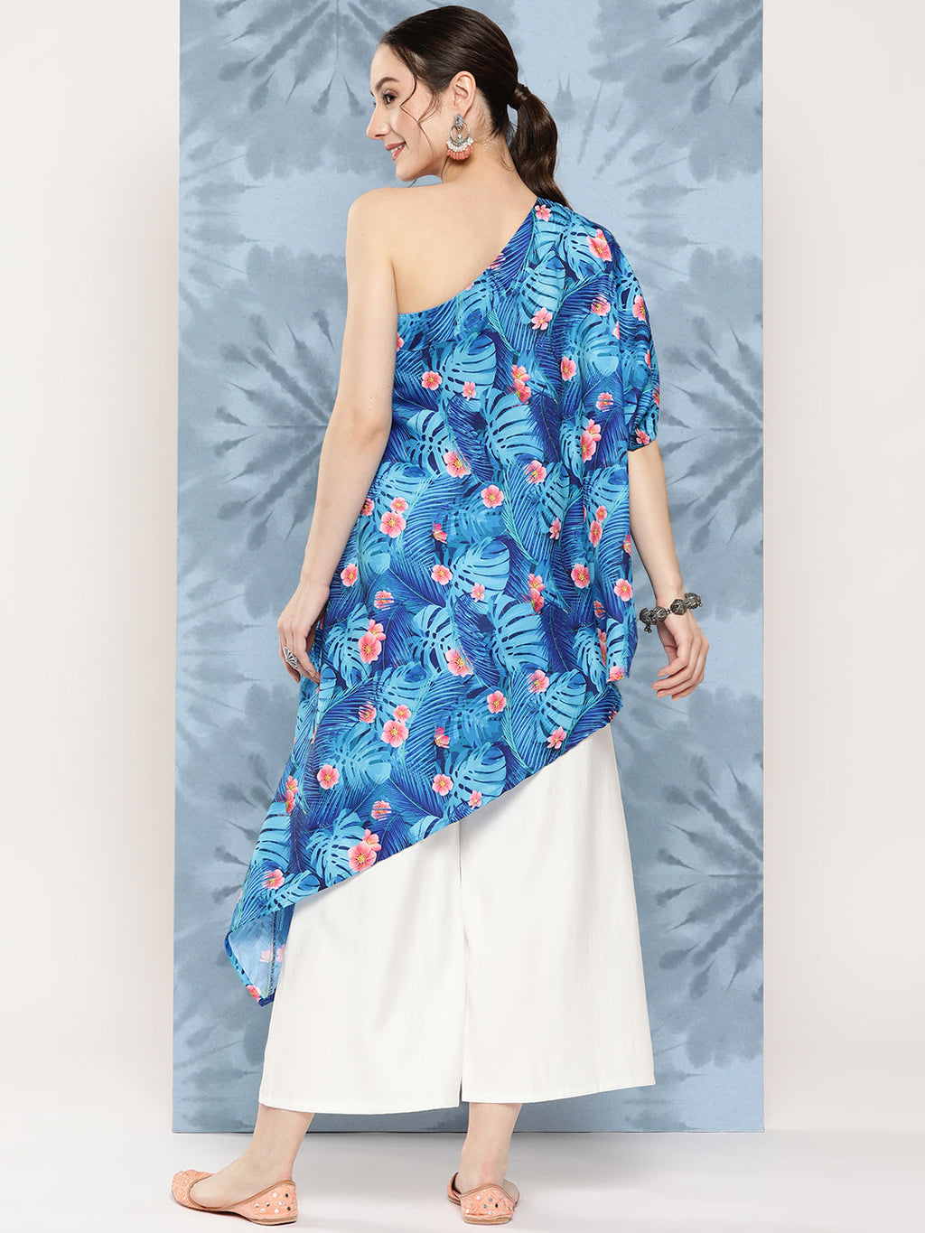 InWeave Women's Blue Pink Japanese Art Oneshoulder Top