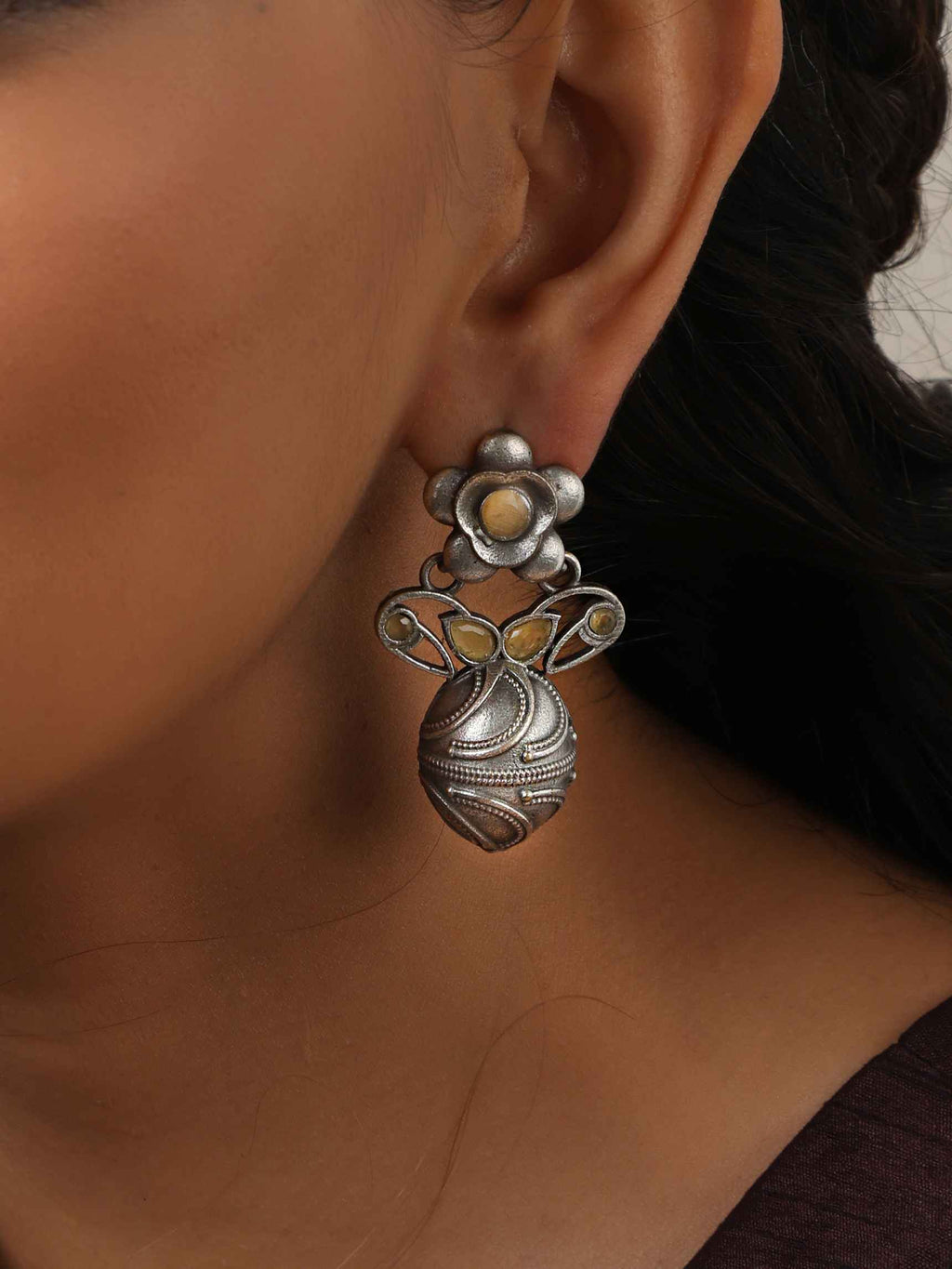 trueBrowns Silver Tone Oval Drop Earrings - Distacart