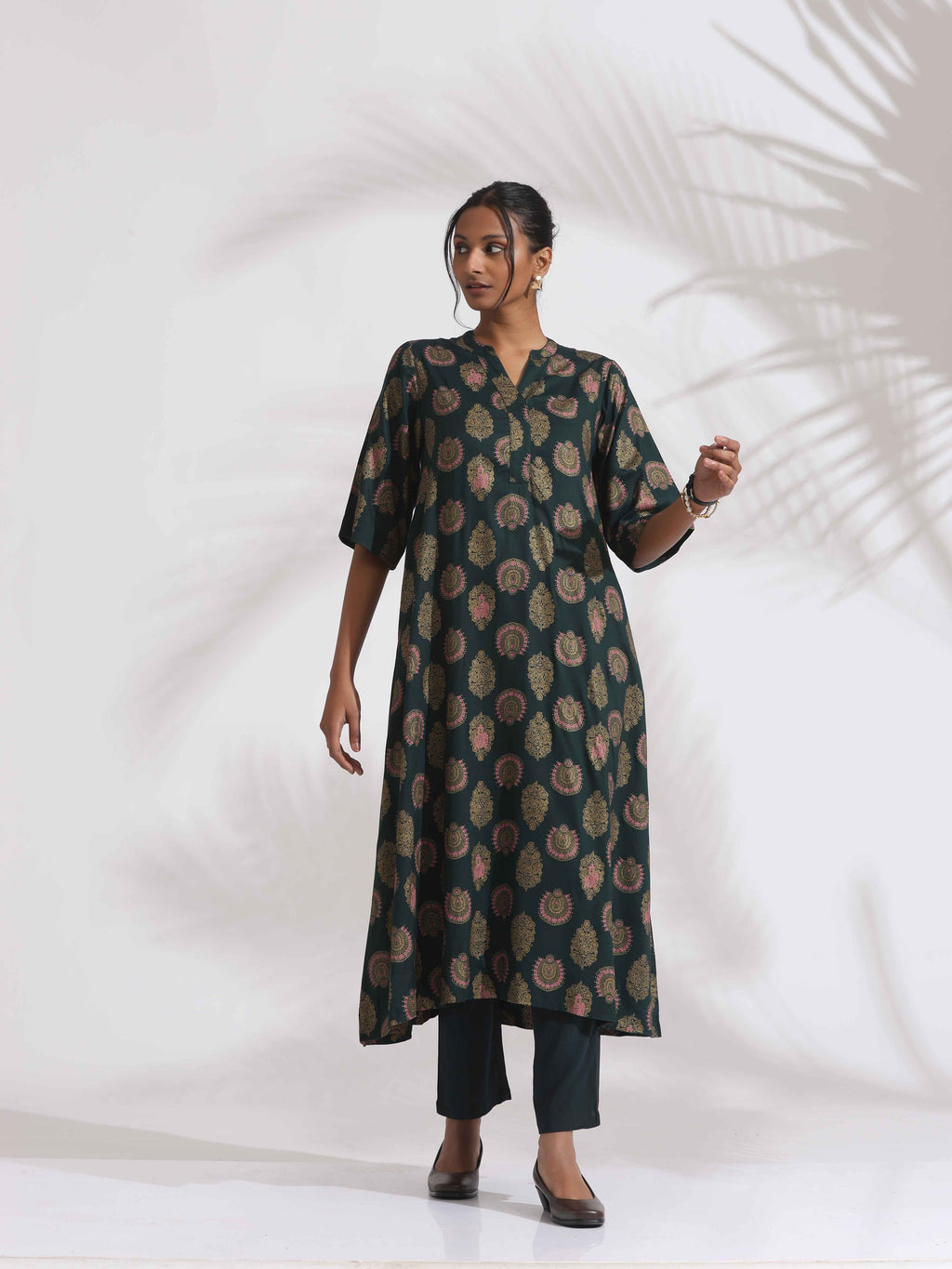 trueBrowns Green Foil Print Cotton Kurta Set - Distacart