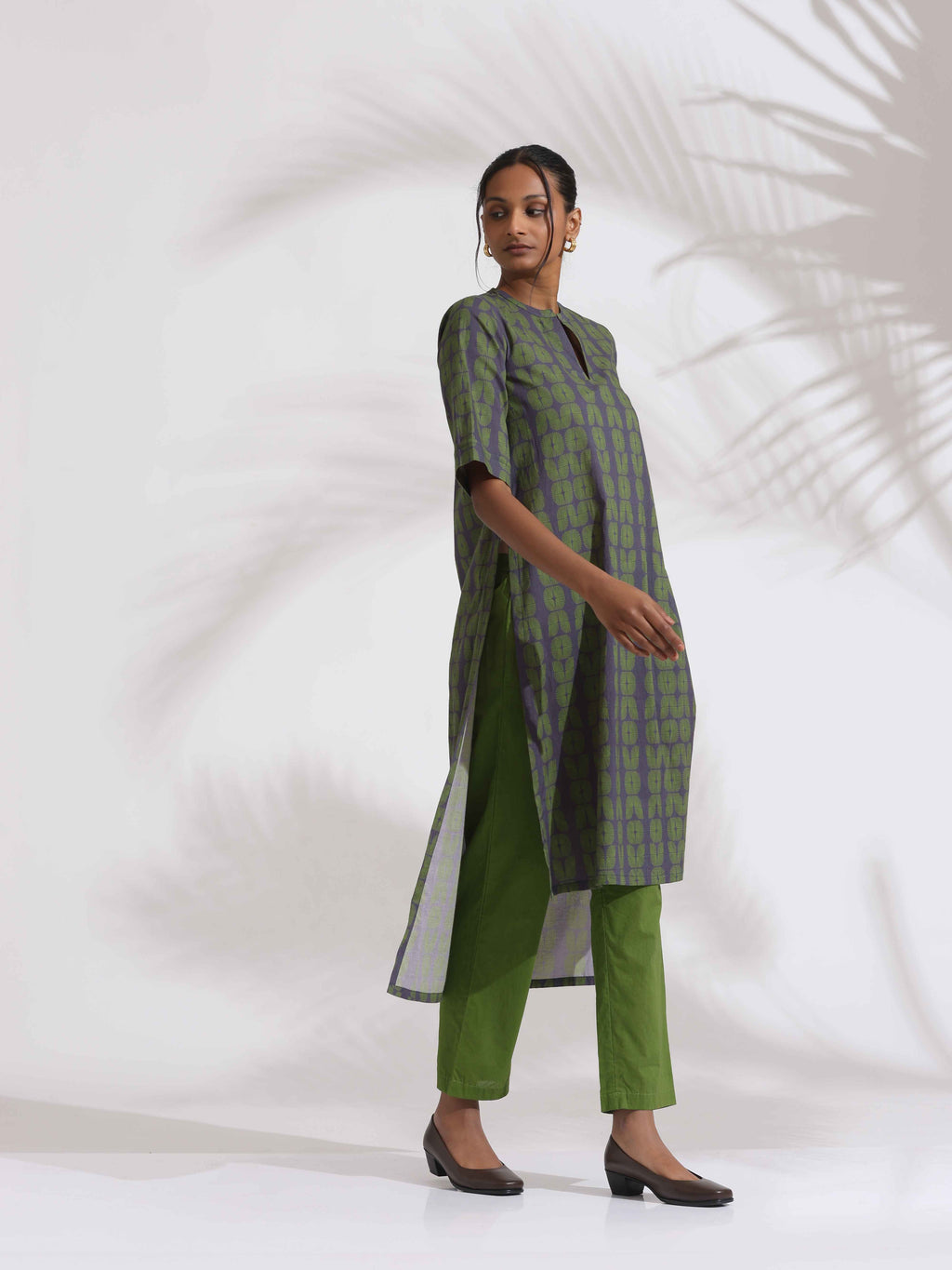 trueBrowns Grey Cotton Print Highlow Kurta Set - Distacart