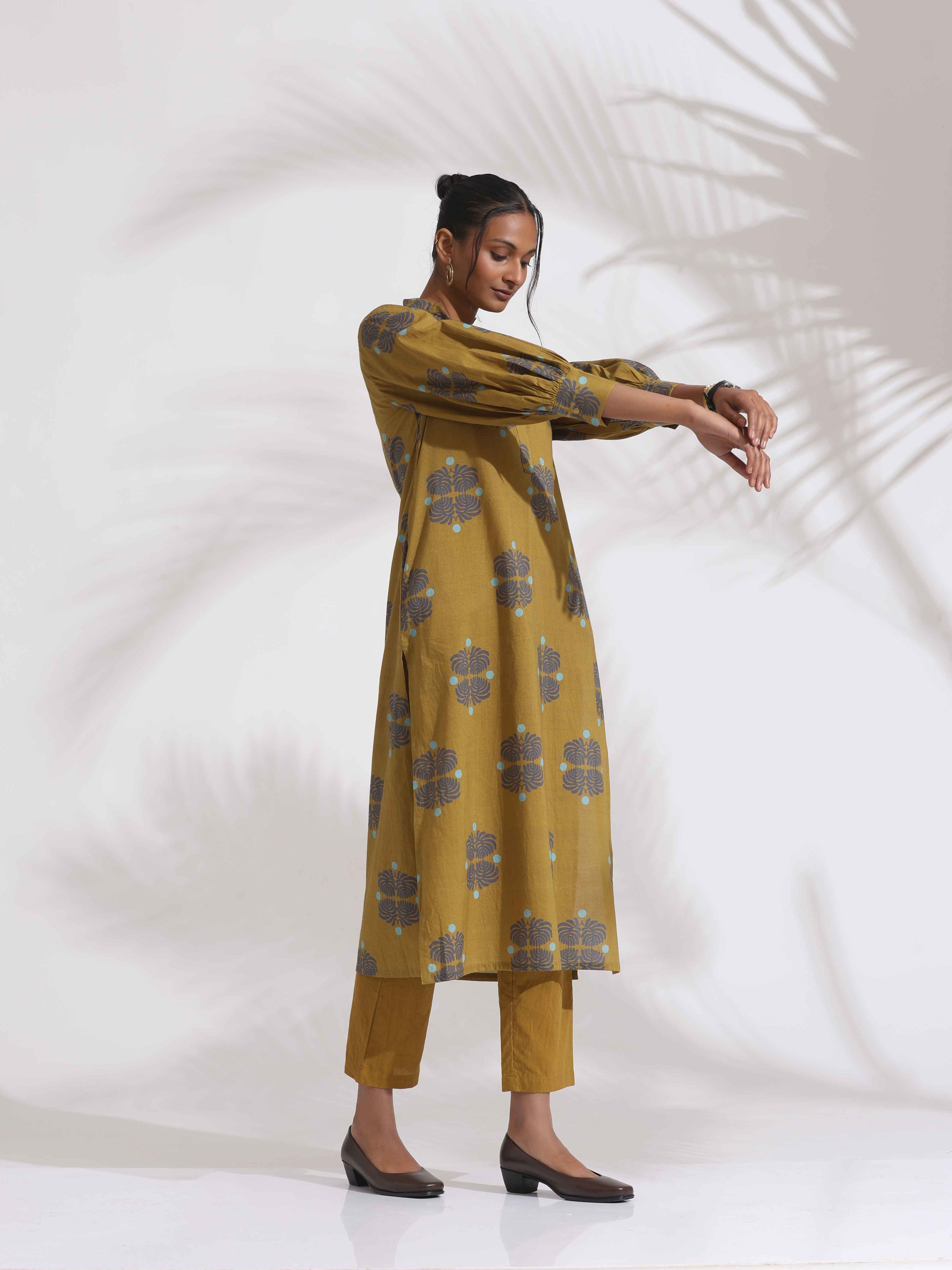 trueBrowns Green Cotton Print Straight Kurta Set - Distacart