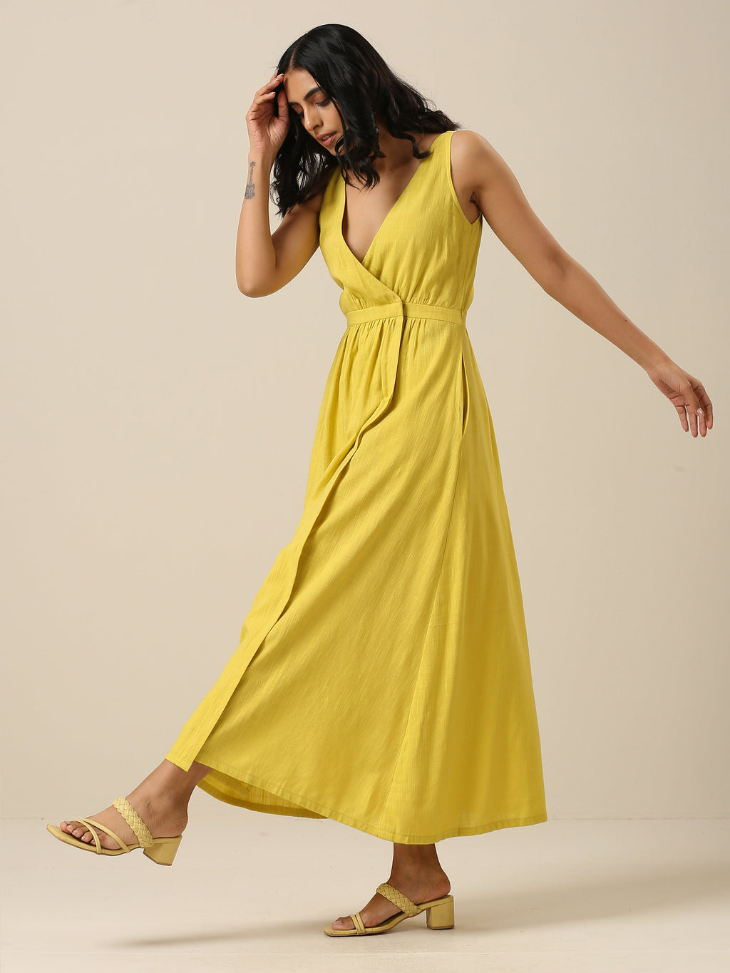 trueBrowns Lime Slub Texture Sleeveless Wrap Dress - Distacart