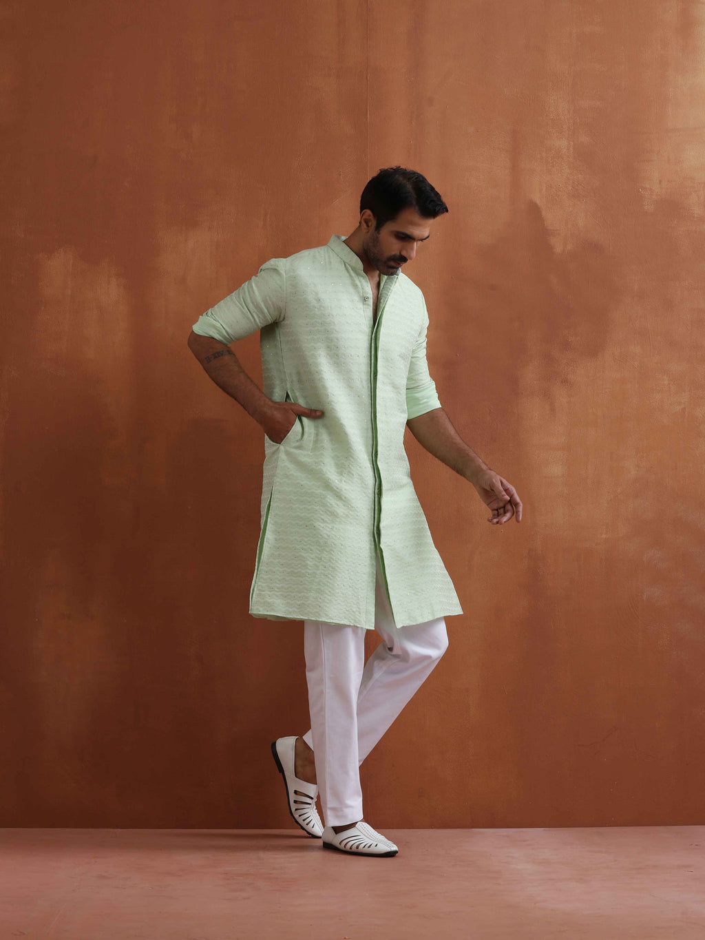 trueBrowns Men's Green Sequin Chanderi Kurta