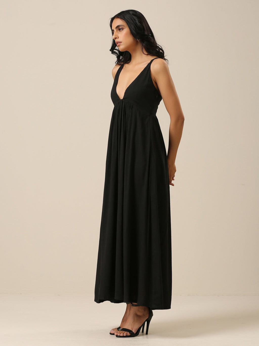 trueBrowns Black Slub Texture Sleeveless Dress - Distacart