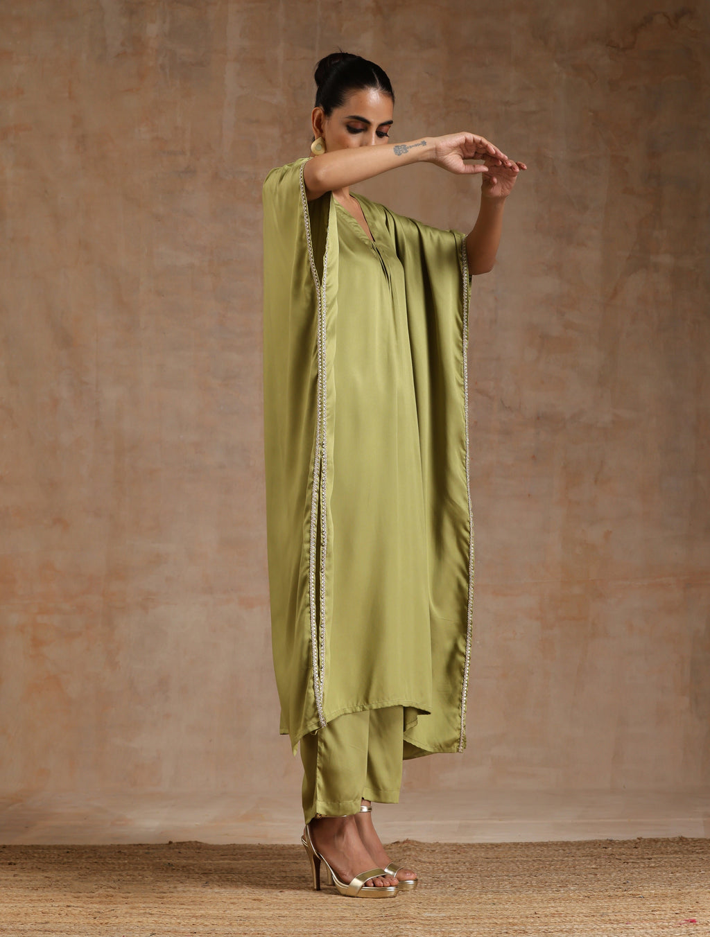 trueBrowns Light Green Modal Satin Kaftan Kurta Set | Relove - Distacart