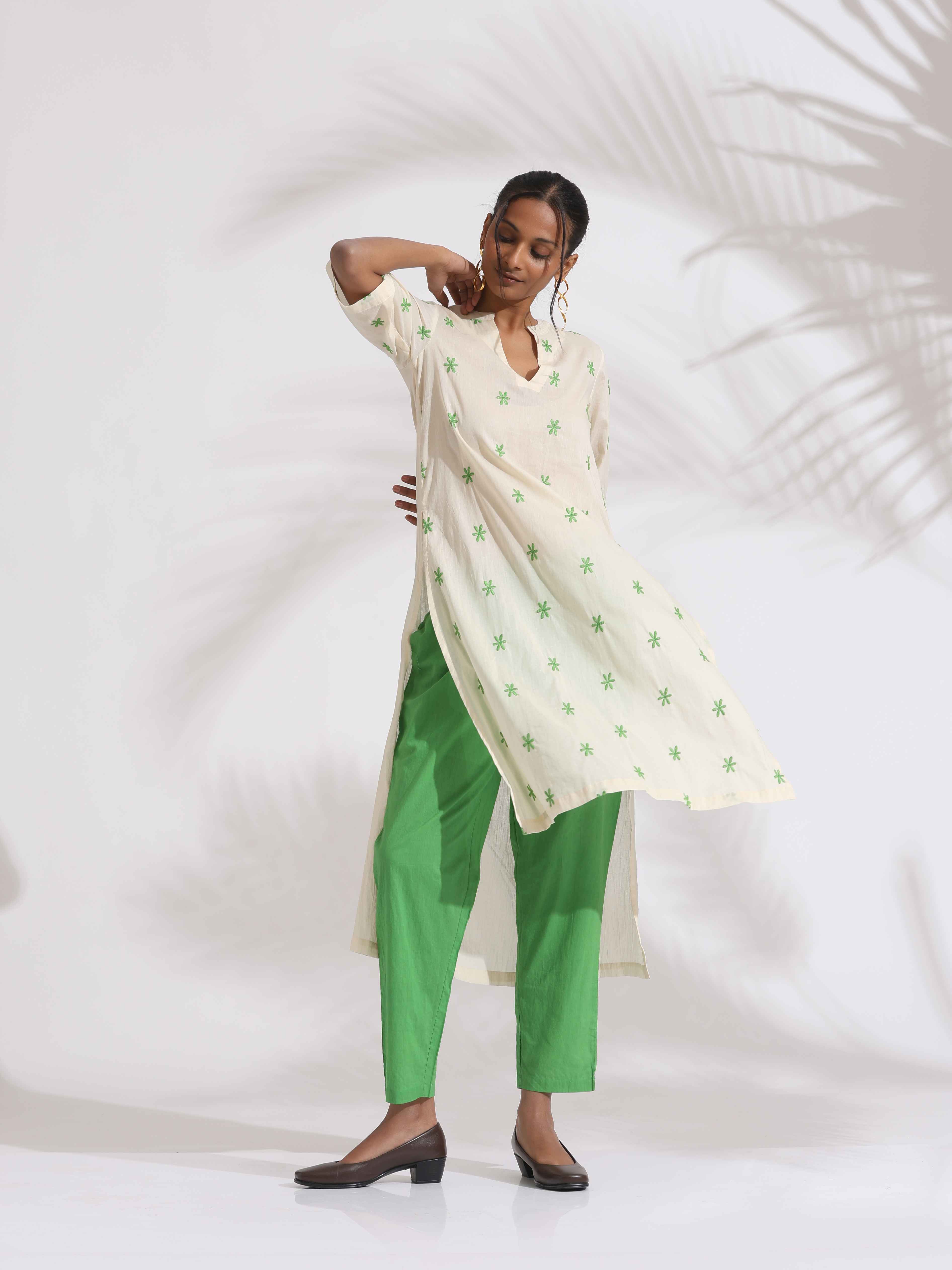 trueBrowns Off-White Cotton Floral Embroidered Straight Kurta Set - Distacart