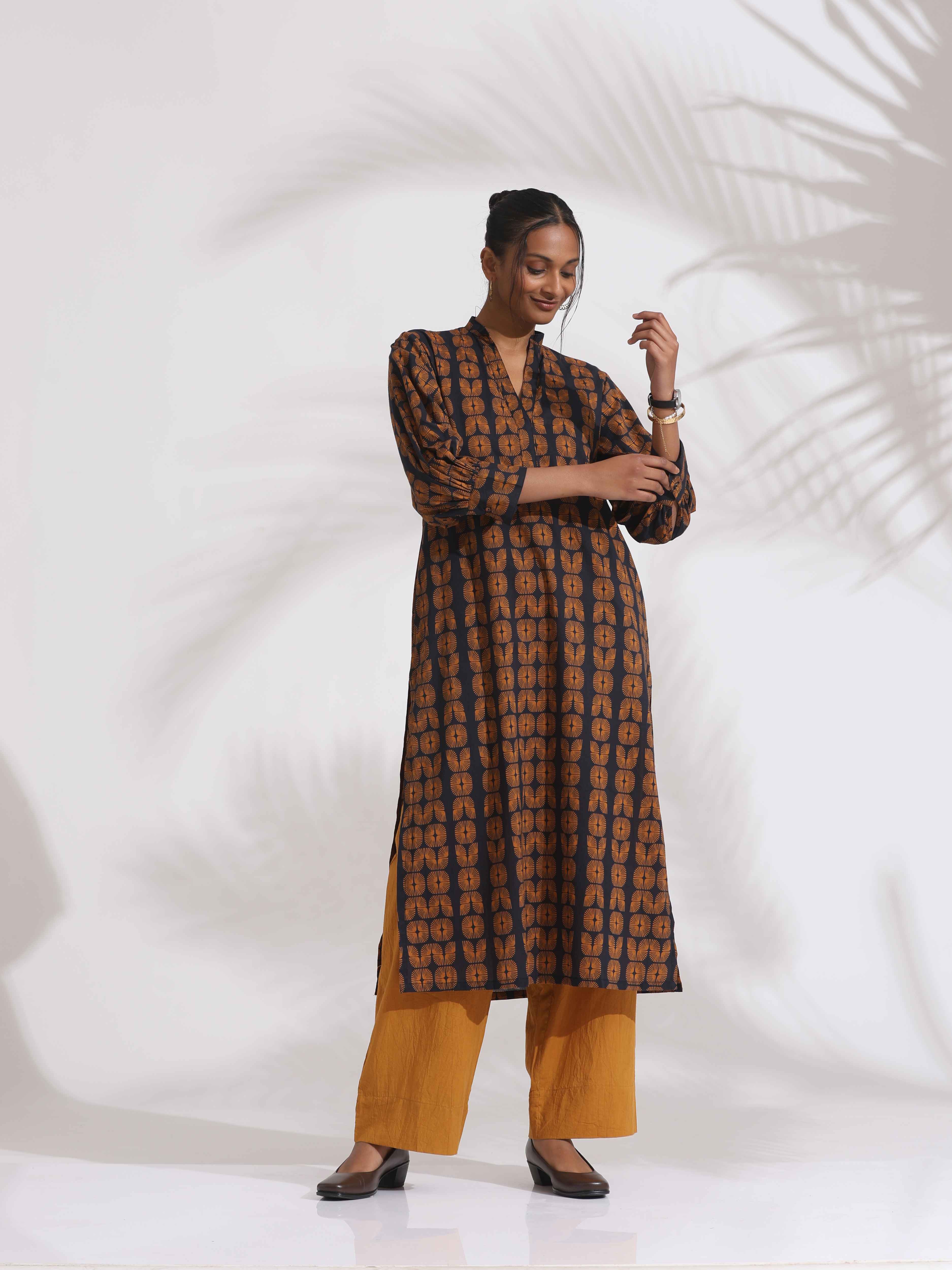 trueBrowns Black Cotton Print Straight Kurta Set - Distacart