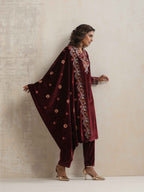 trueBrowns Maroon Velvet Floral Embroidered Kurta Pant Dupatta Set - Distacart