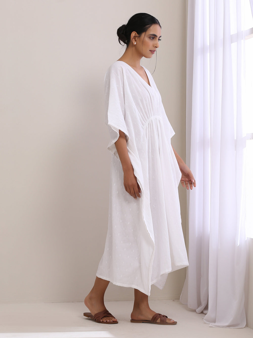 trueBrowns White Dobby Kaftan Dress - Distacart