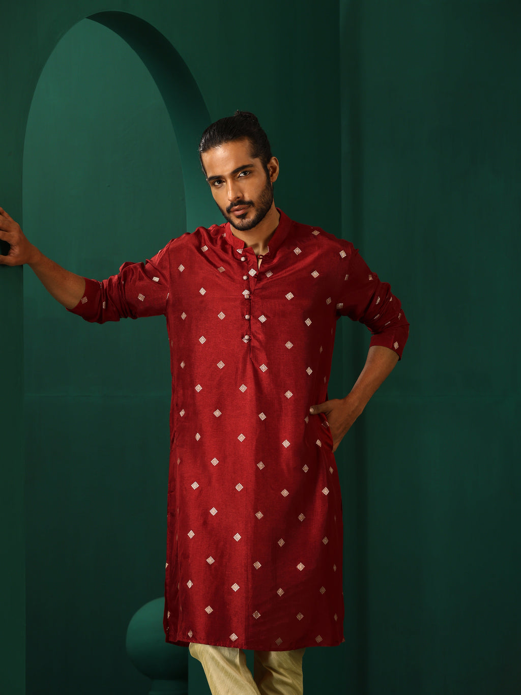 trueBrowns Men's Maroon Diamond Viscose Silk Long Kurta