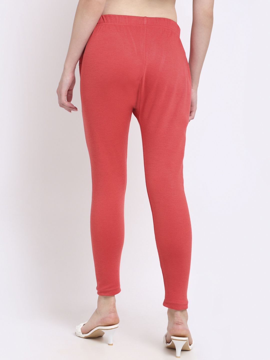 TAG 7 Women Pack Of 2 Peach & Black Solid Ankle-Length Leggings