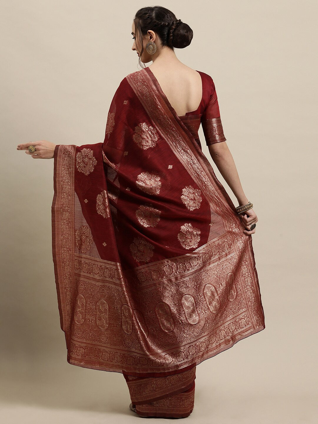 Saree Mall Maroon & Gold-Toned Ethnic Motifs Zari Silk Blend Banarasi Sarees