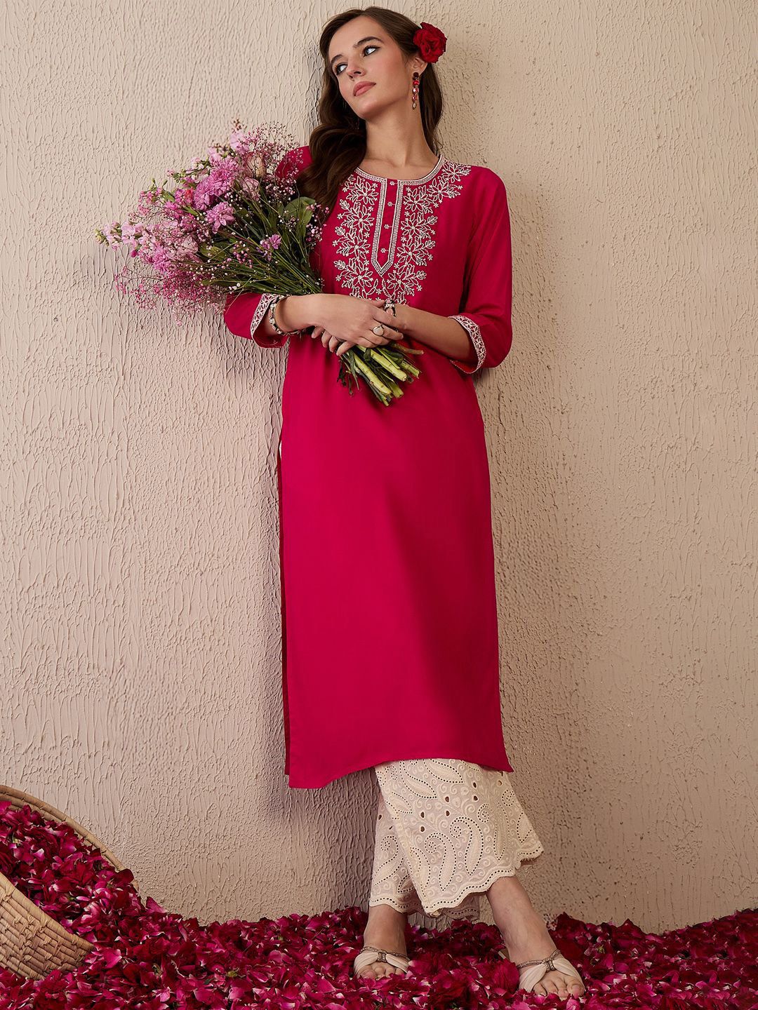 Indo Era Women Floral Embroidered Thread Work Kurta - Distacart