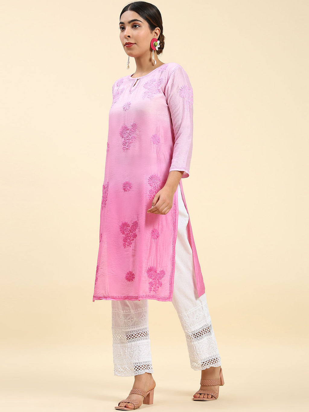 HOUSE OF KARI Floral Chikankari Embroidered Kurta