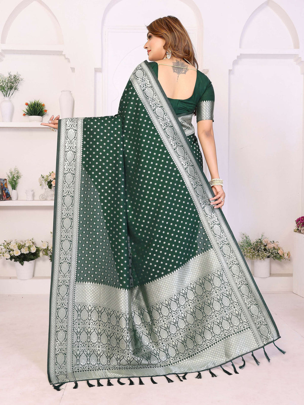 Aastha Fashion Green Georgette Silk Zari Weaving Saree - Distacart