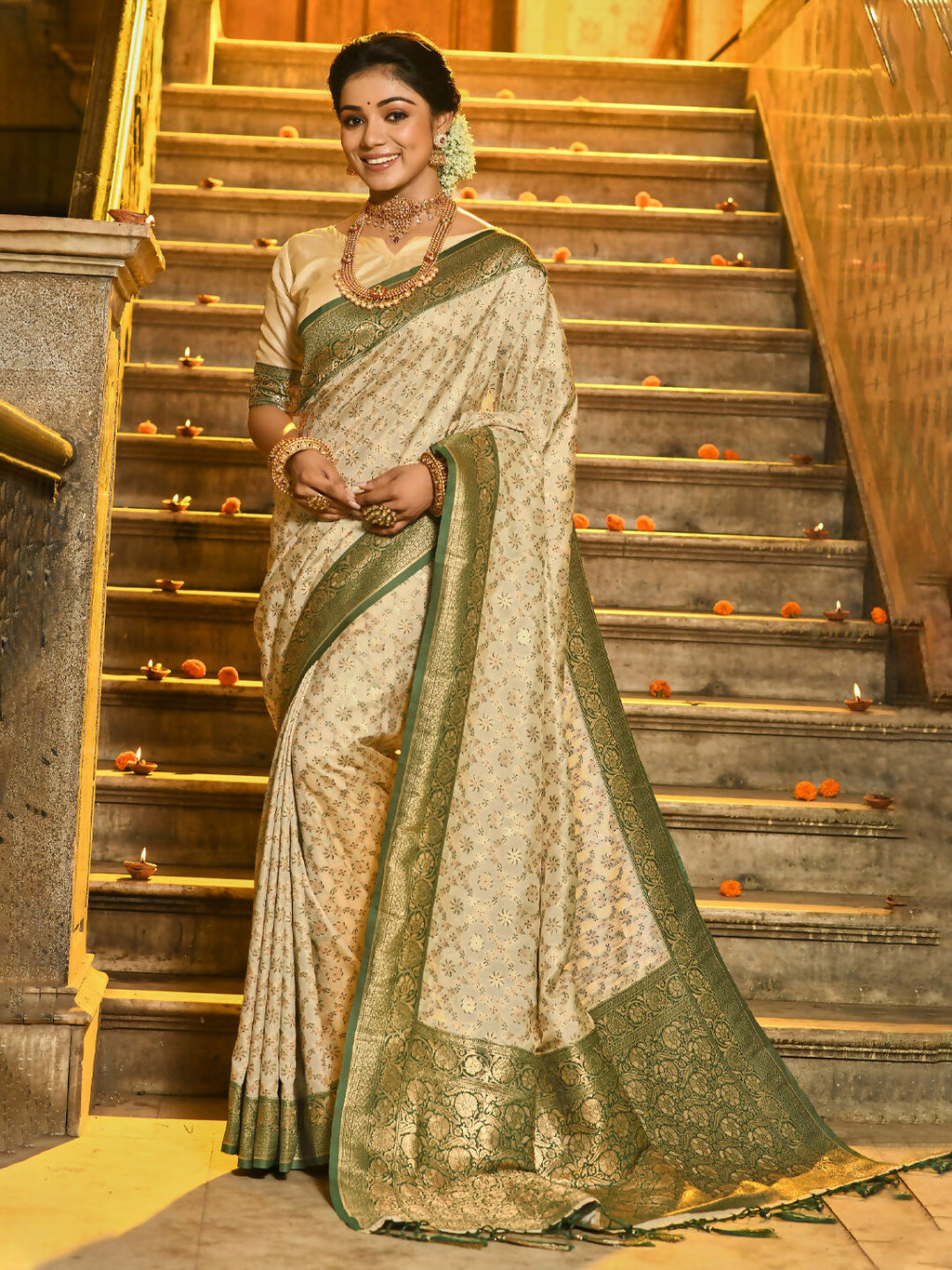 Shree Shyam Fashion Rajvastra Dark Green Banarasi Silk Saree