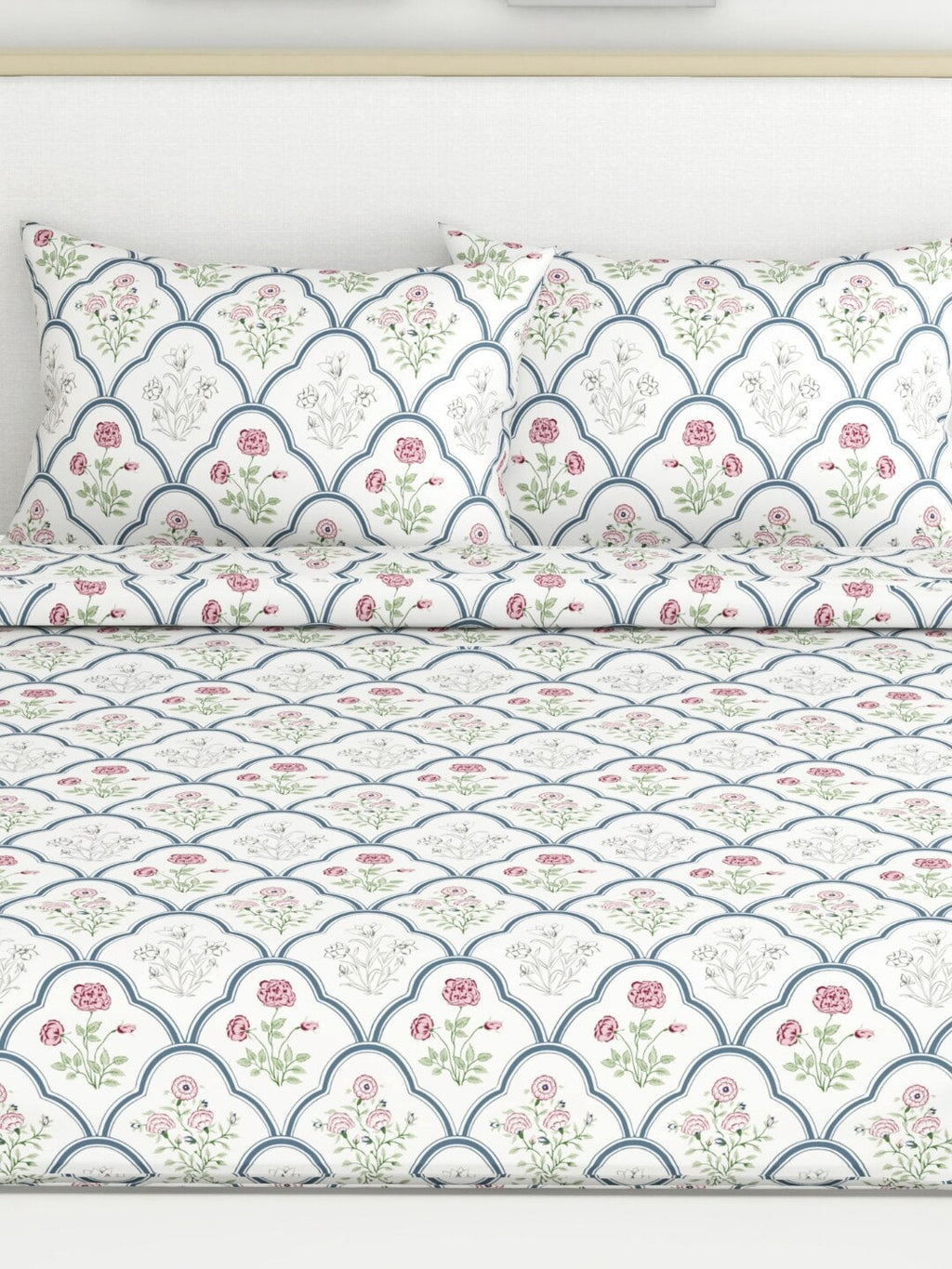 haus & kinder Blue & White Ethnic Motifs 186 TC King Bedsheet with 2 Pillow Covers - Distacart