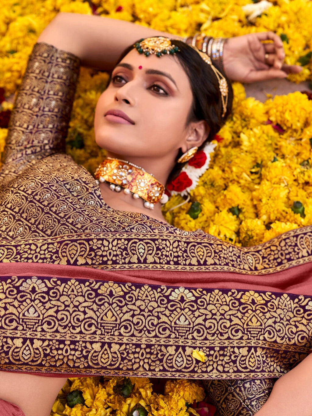 Saree Mall Zari Mauve & Purple Silk Blend Sarees