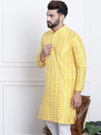 Sojanya Men Yellow & White Ethnic Motifs Embroidered Straight Kurta
