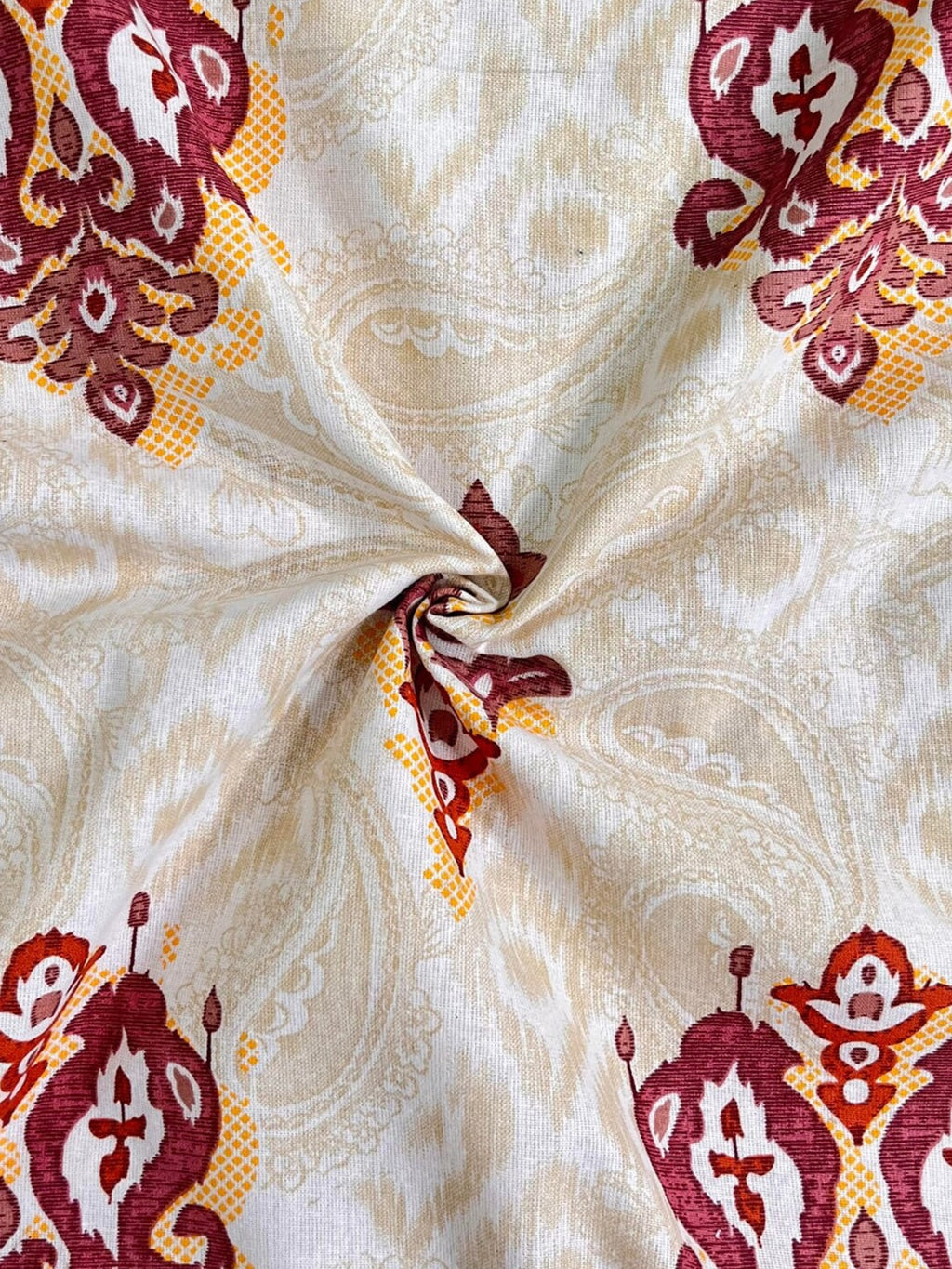 URBAN SPACE Divine White Ethnic Motifs 144 TC Cotton Queen Bedsheet & 2 Pillow Covers