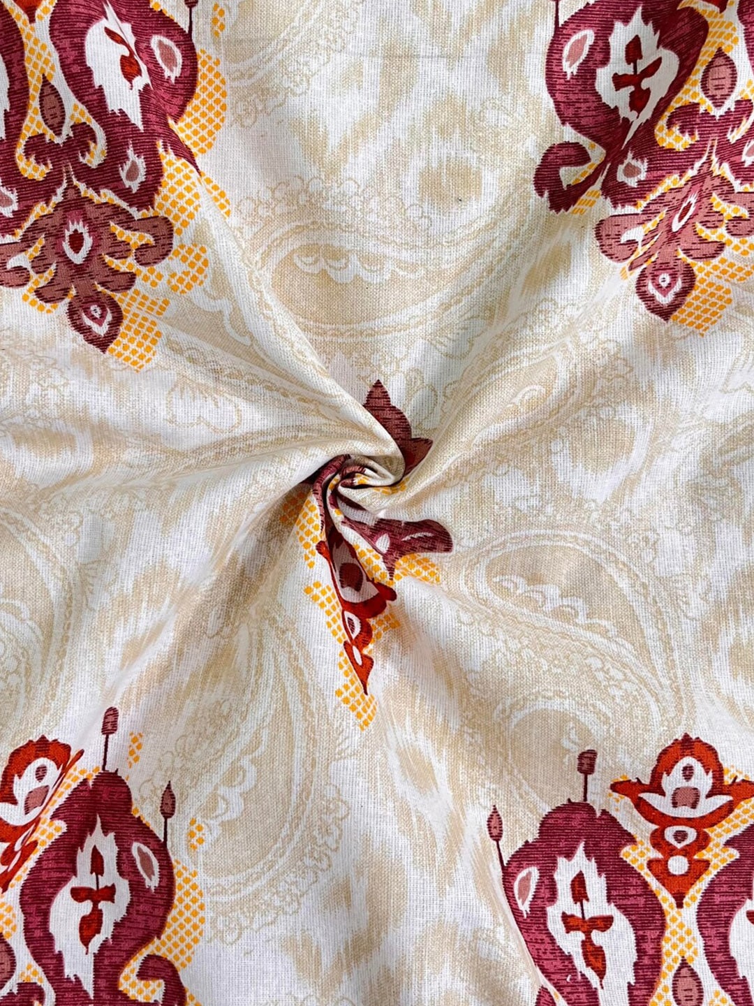 URBAN SPACE Divine White Ethnic Motifs 144 TC Cotton Queen Bedsheet & 2 Pillow Covers