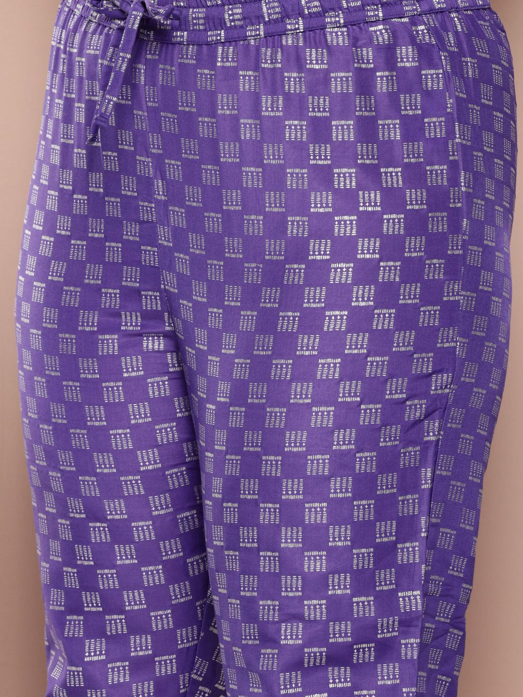 Sztori Plus Size Floral Printed Yoke Design Kurta with Trousers
