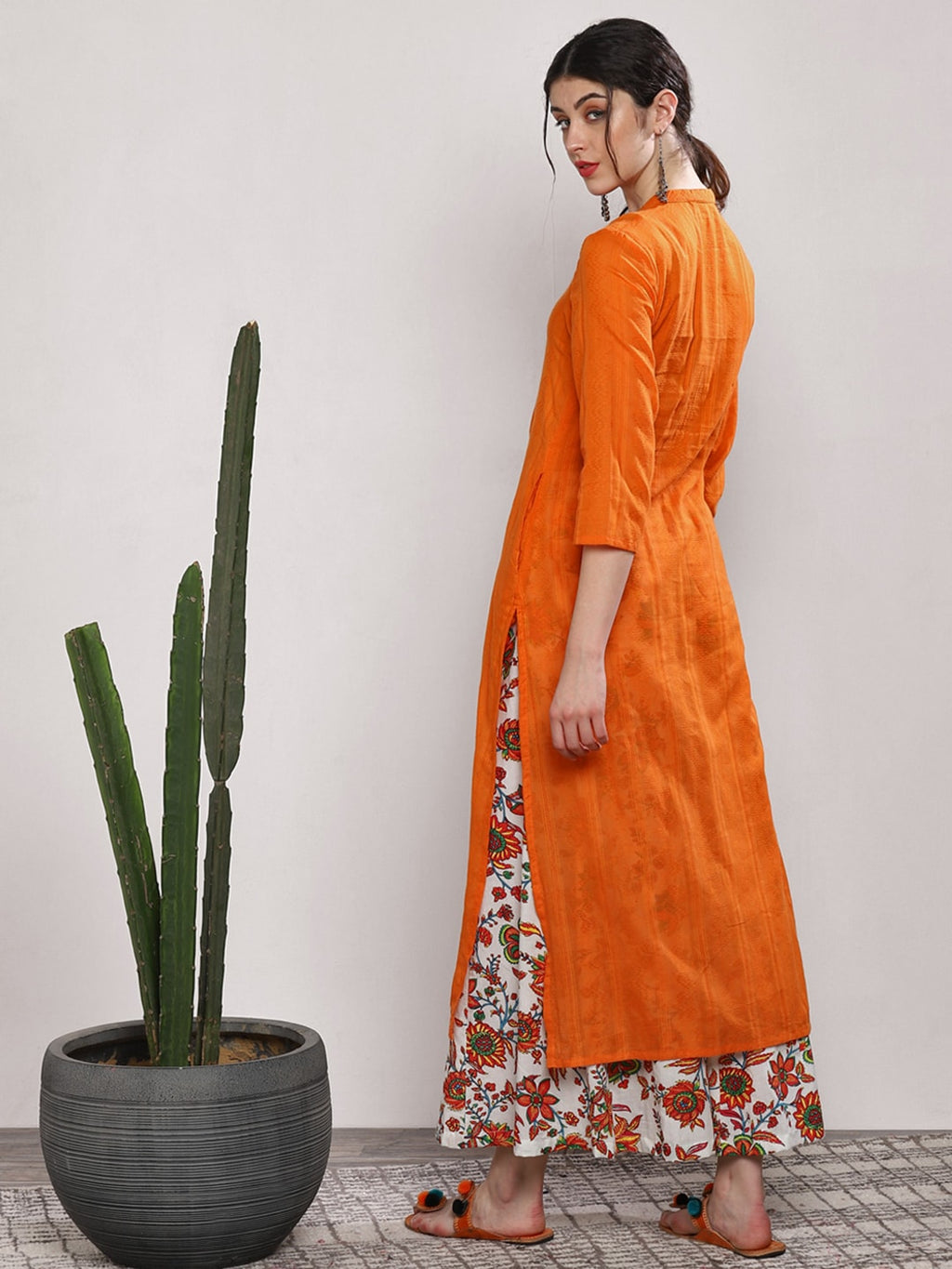 Sangria Women Orange & White Solid Kurta Set