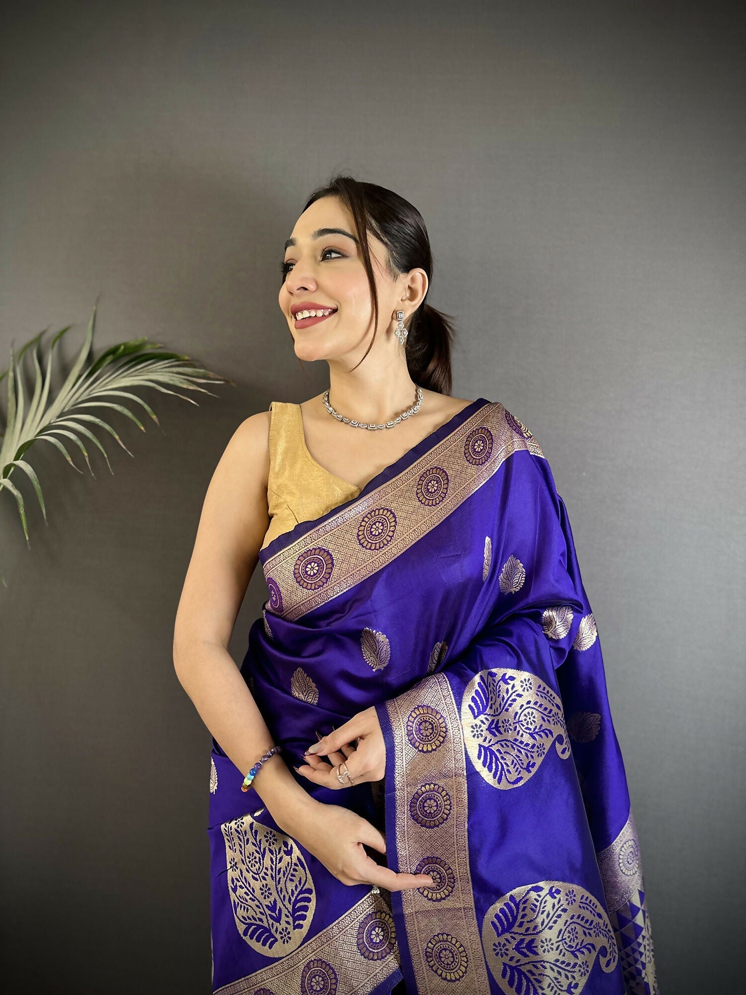 Joban Fashion Purple Paisley Soft Silk Banarasi Saree - Distacart