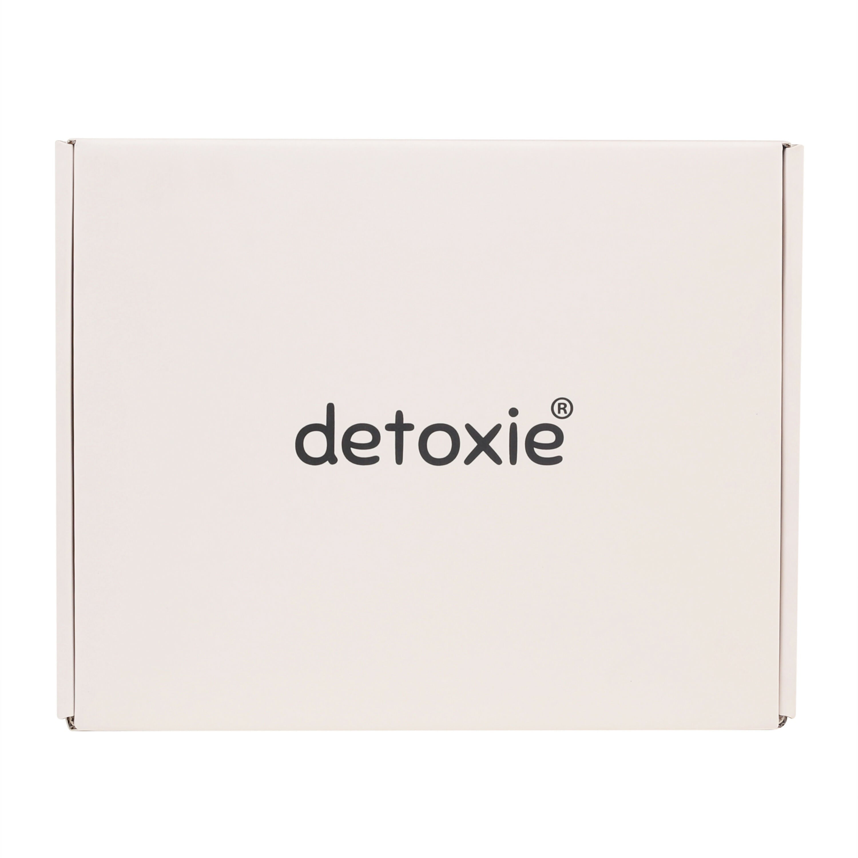 Detoxie Urban Shied The Unwind Experience Unisex Daily Urban Skin Protection & Care Kit