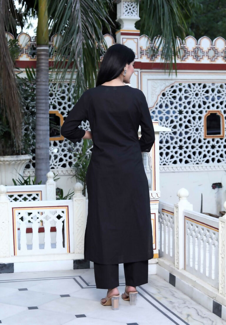 Miravan Women's Black Floral Printed Straight Kurta with Palazzo