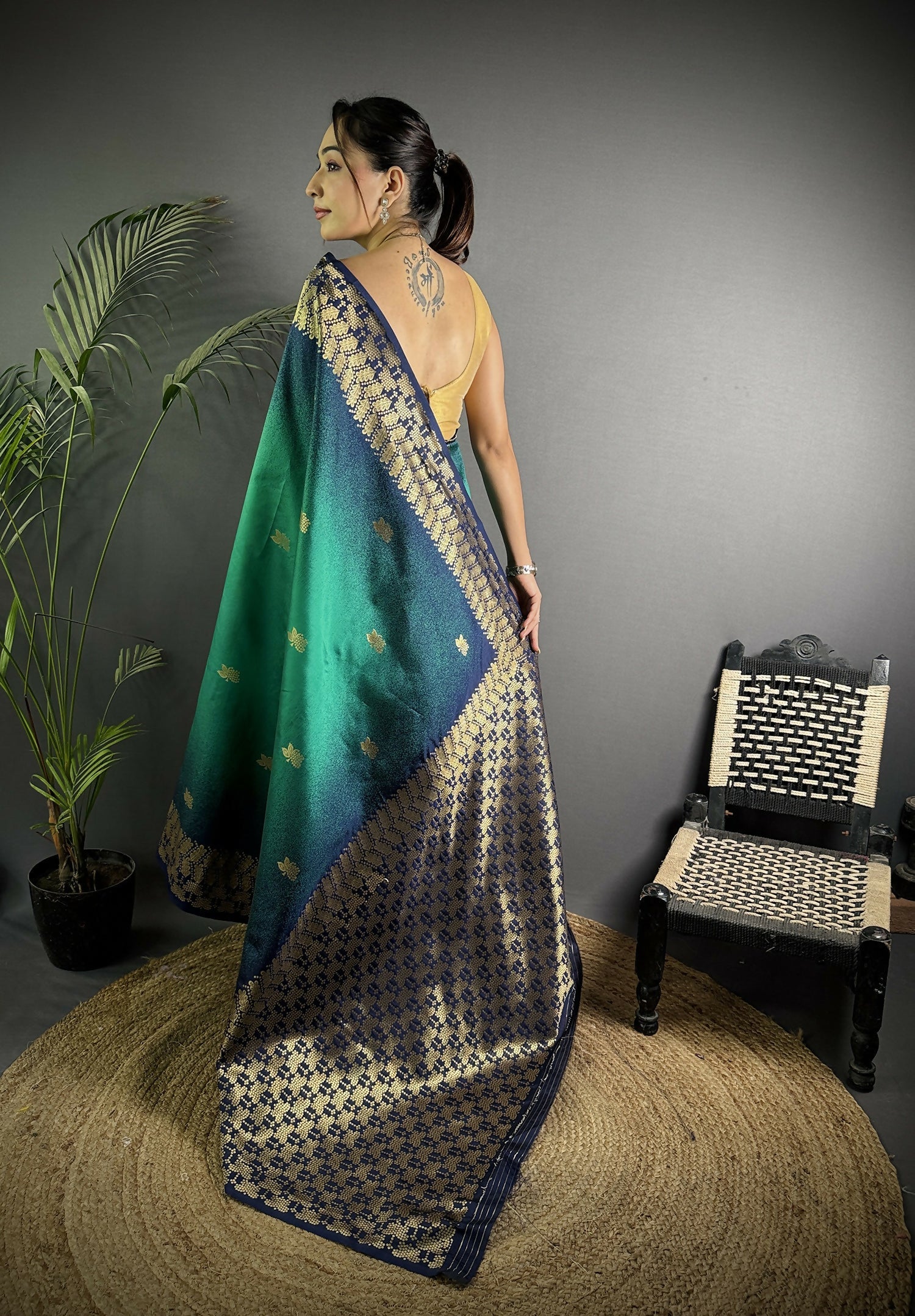 Joban Fashion Turquoise Handloom Silk Ikkat Saree - Distacart