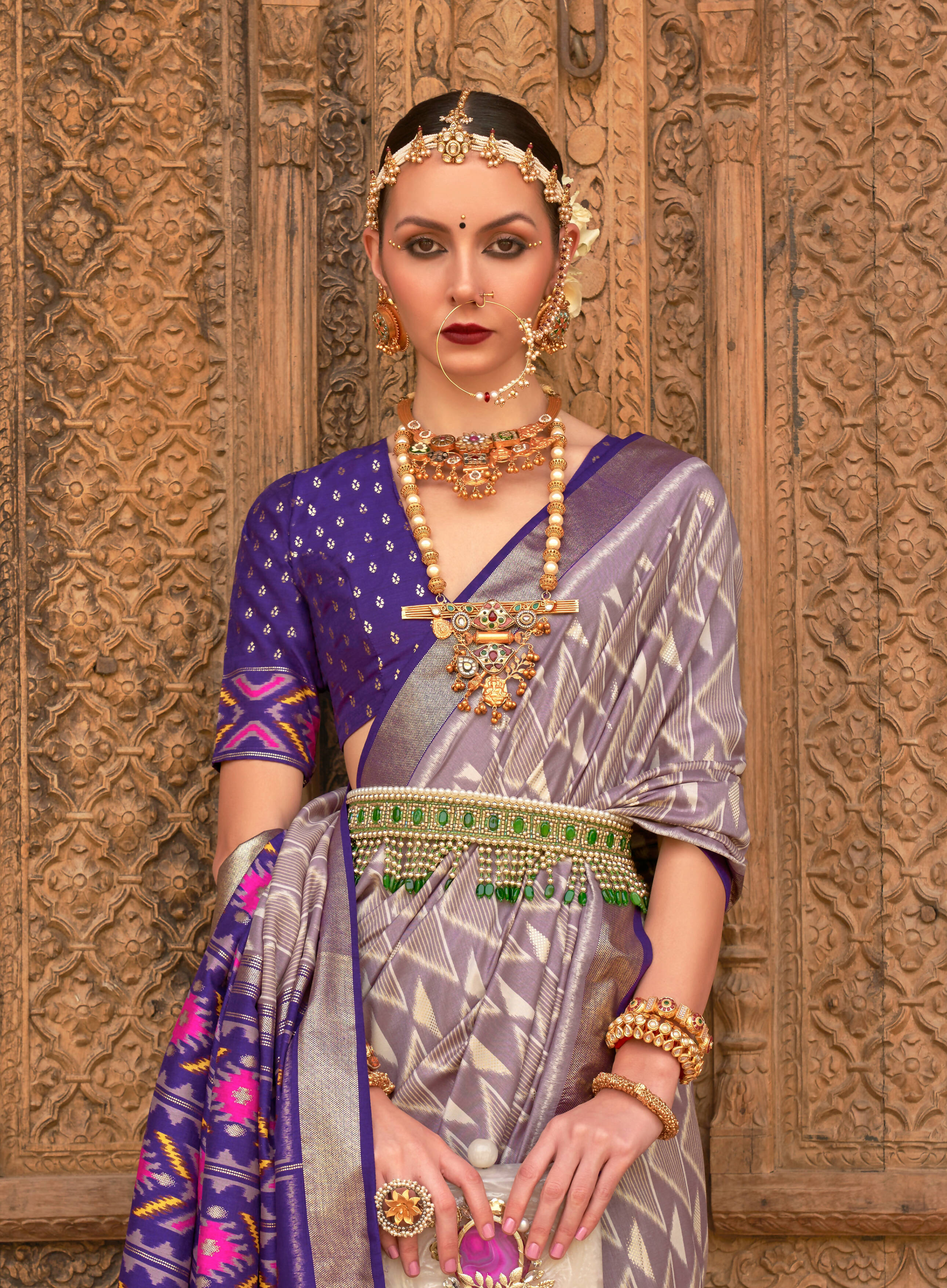 Grey Silk Geometric Printed Saree With Unstitched Blouse Piece - Aanchal