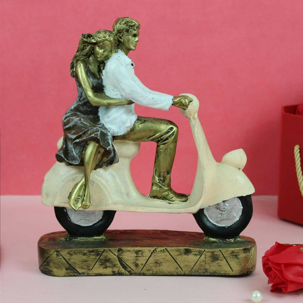 Tied Ribbons Romantic Love Couple On Scooter Showpiece Statue Decorative Items For Home