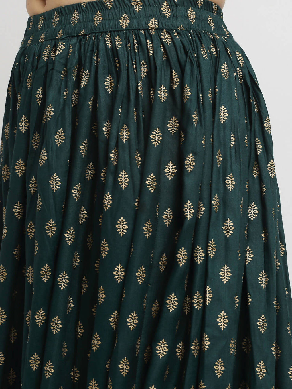 Rudra Bazaar Green Gold Printed Straight Kurta with Gold Printed Skirt & Dupatta - Distacart
