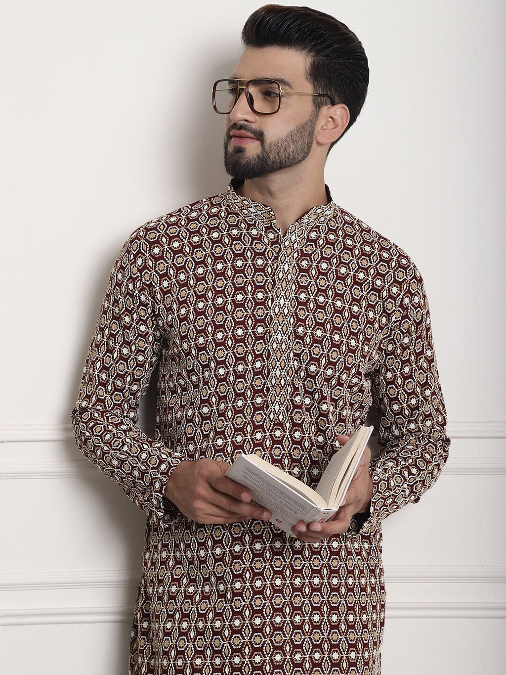 Sojanya Geometric Embroidered Mandarin Collar Kurta