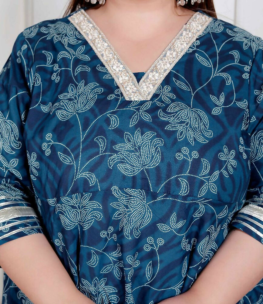Miravan Plus Size Women'S Blue Cotton Embroidered Neck Anarkali Kurta - Distacart
