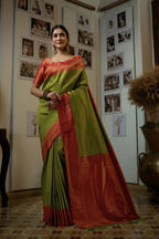 Vardha Shamrock Green Golden Zari Kanjeevaram Silk Saree