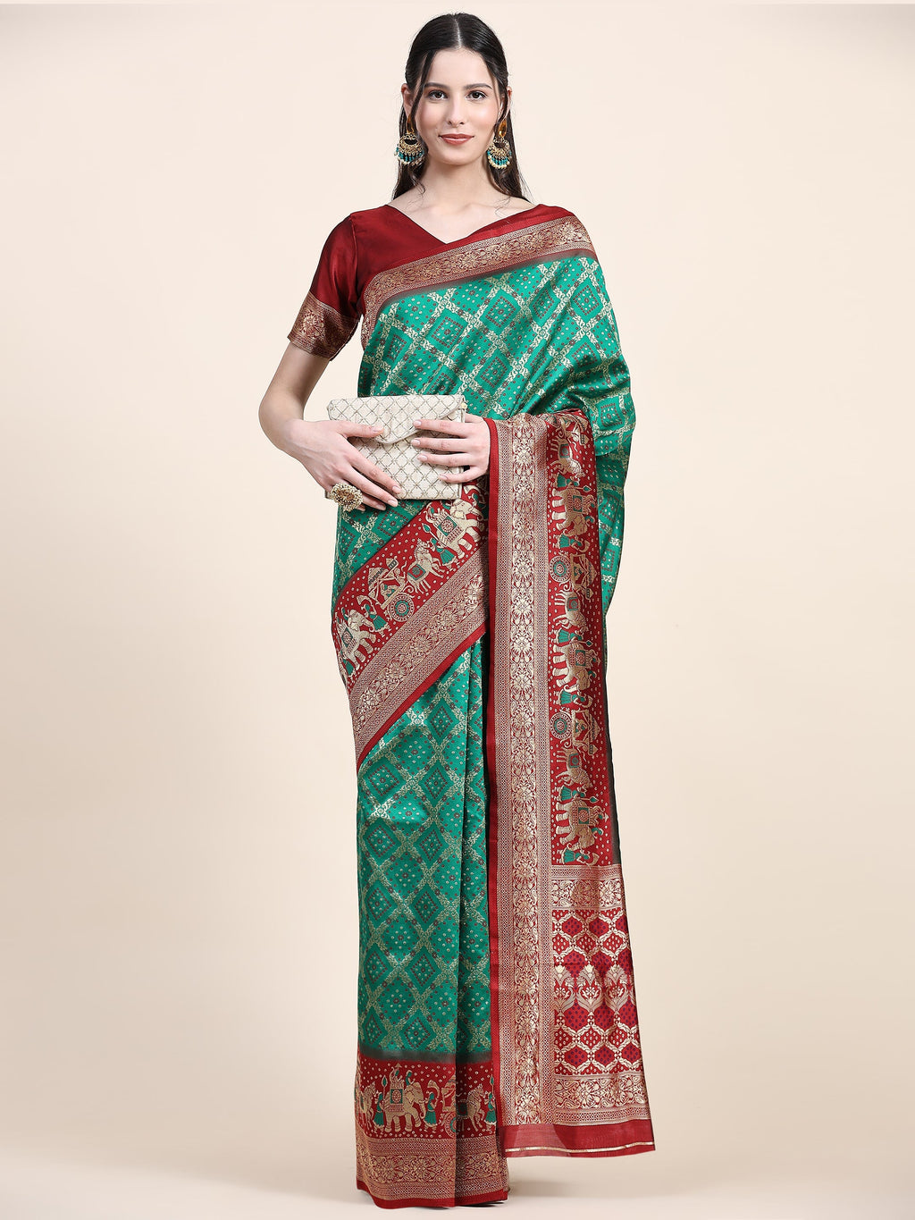 Vedant Vastram Patola Design KanchiPuram Silk Saree For Women - Green