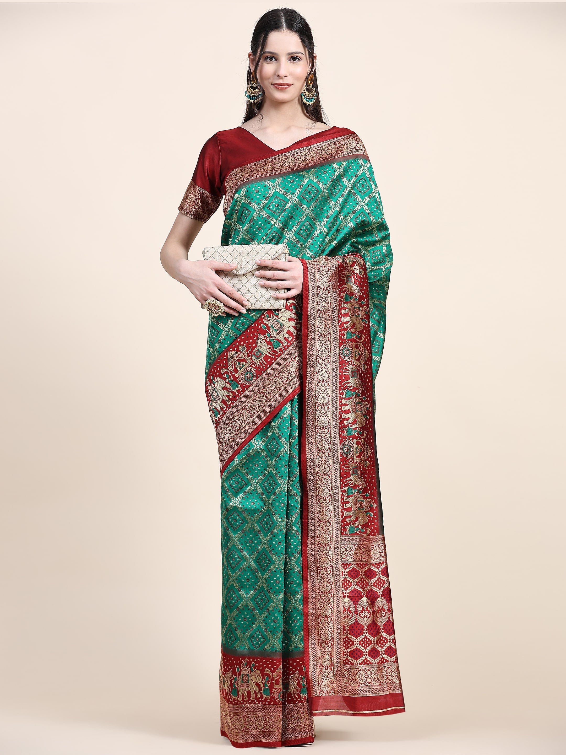 Vedant Vastram Patola Design KanchiPuram Silk Saree For Women - Green