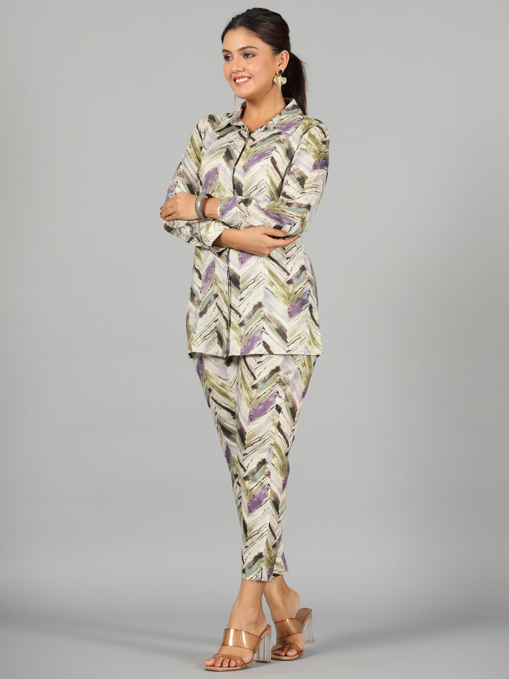 Juniper Women Green Rayon Printed Clothing Set