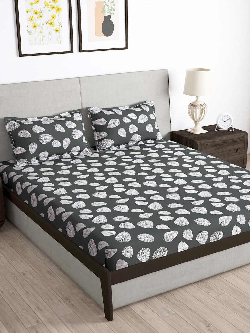 Story@home Arena Grey & White Floral Printed 180 TC Bedsheet & Pillow Covers - Distacart
