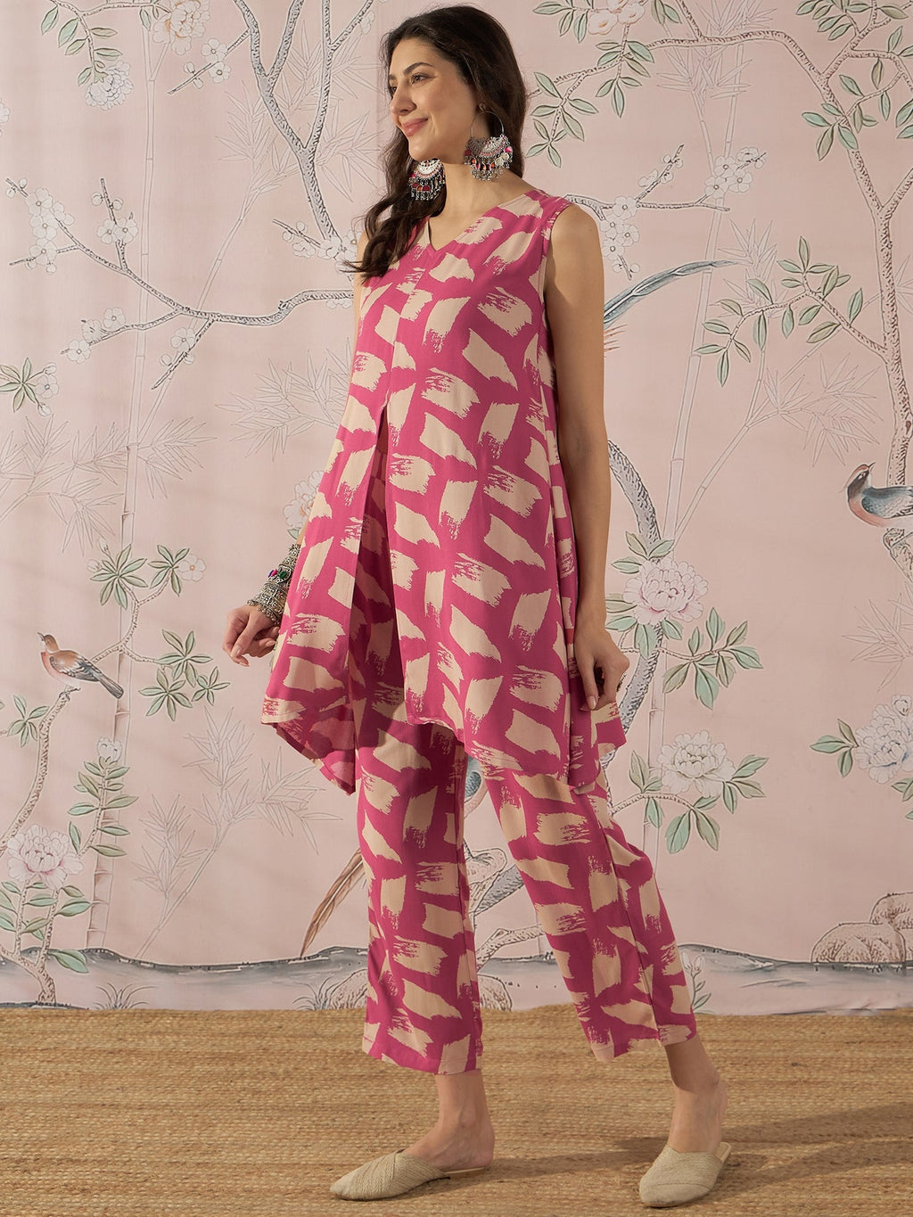 InWeave Punch Pink Beige Slit Kurta Set