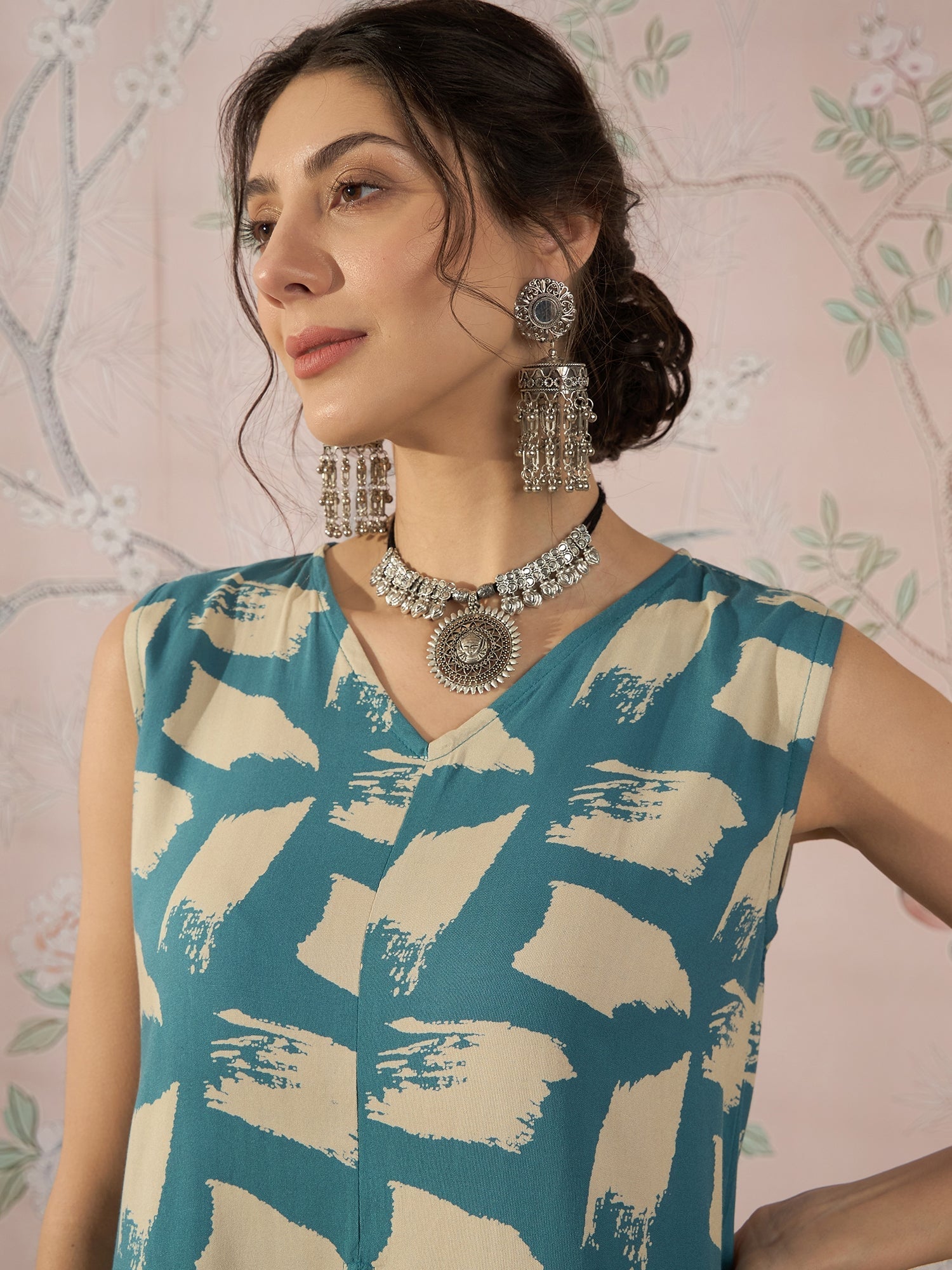 InWeave Marin Teal Beige Slit Kurta Set