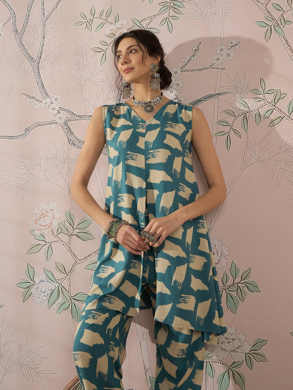 InWeave Marin Teal Beige Slit Kurta Set