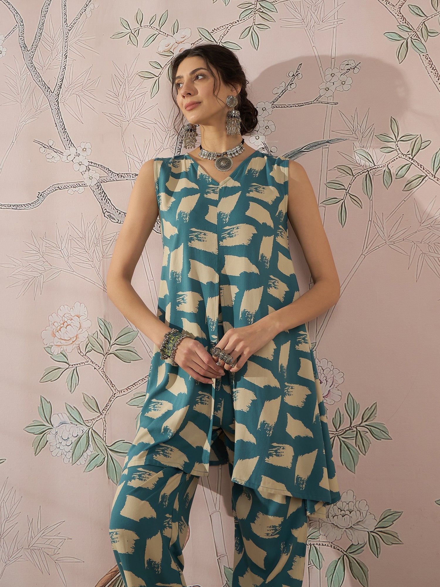 InWeave Marin Teal Beige Slit Kurta Set