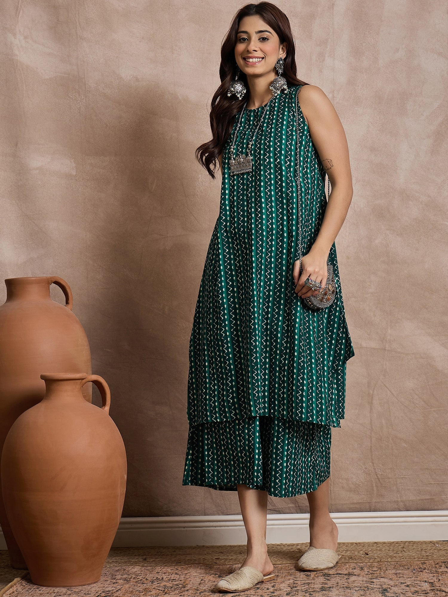 InWeave Teal Zig Zag Round Neck Kurta Set - Distacart