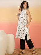 InWeave White Embroidery R Neck Black Set