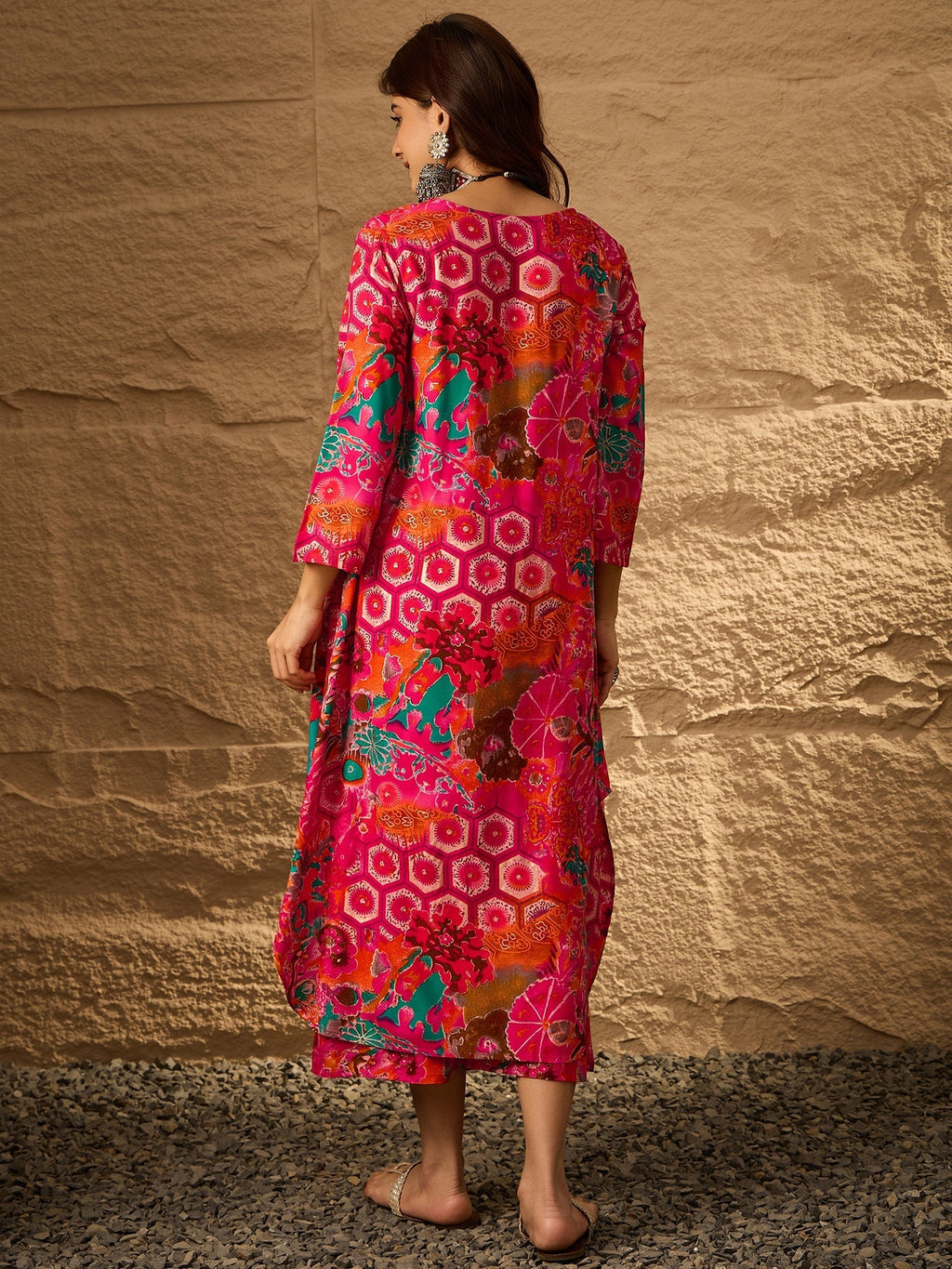InWeave Fuchsia Orange V-Flared Kurta Set - Distacart