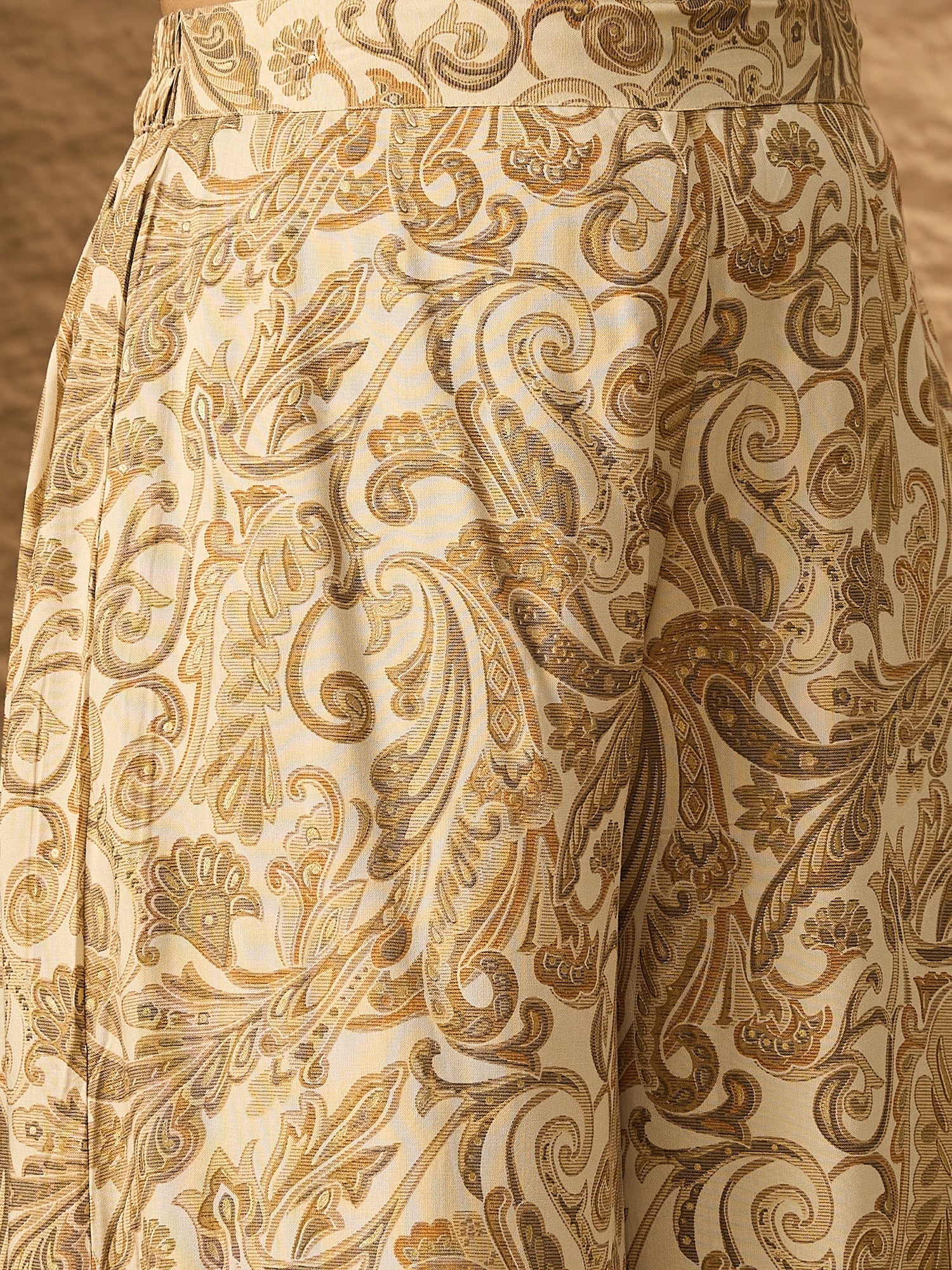 InWeave Off White Swirl V-Flared Kurta Set - Distacart
